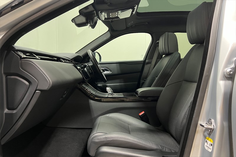 Used Land Rover Range Rover Velar 2024 for sale - 76981909: Photo 3