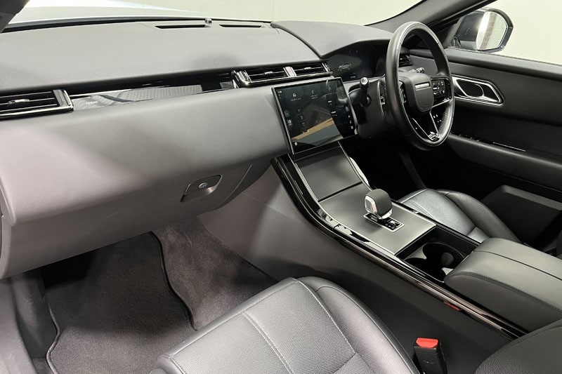Used Land Rover Range Rover Velar 2024 for sale - 76981909: Photo 35