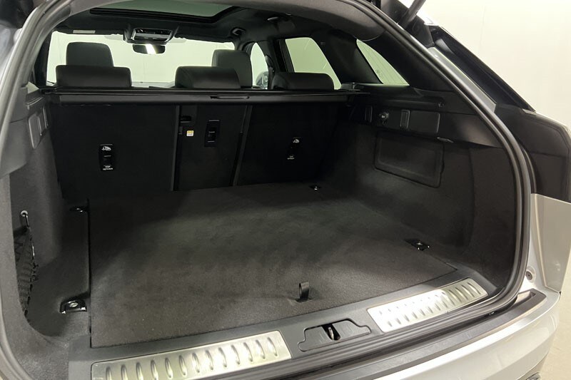 Used Land Rover Range Rover Velar 2024 for sale - 76981909: Photo 39