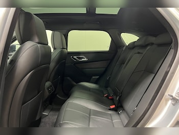 Used Land Rover Range Rover Velar 2024 for sale - 76981909: Photo