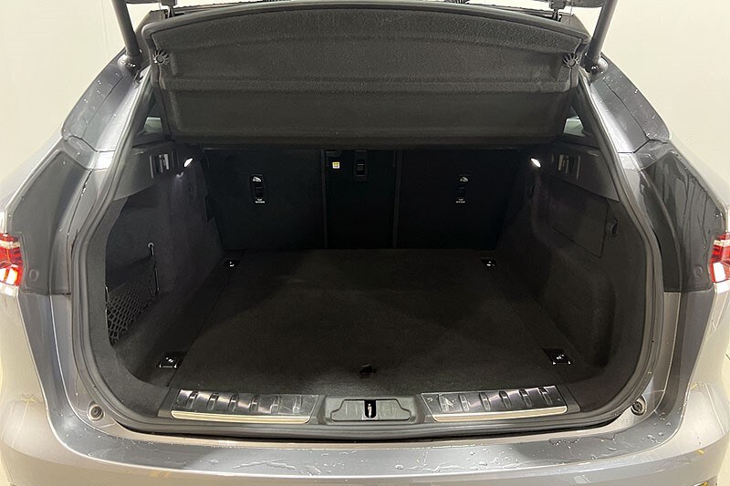 Used Jaguar F-Pace 2022 for sale - 76981044: Photo 10