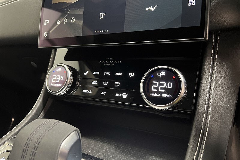 Used Jaguar F-Pace 2022 for sale - 76981044: Photo 32