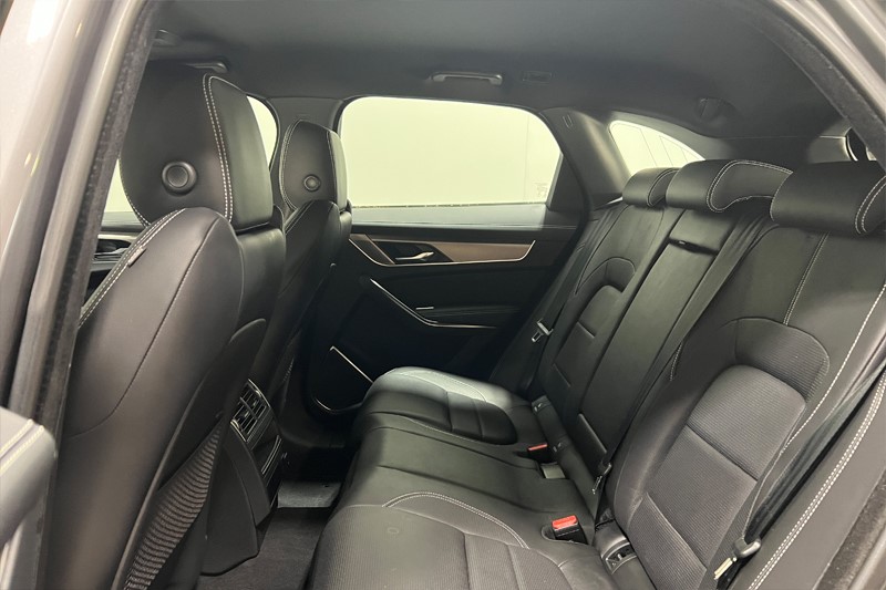 Used Jaguar F-Pace 2022 for sale - 76981044: Photo 4