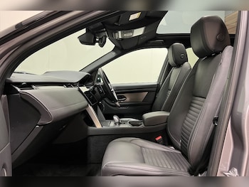 Used Land Rover Discovery Sport 2024 for sale - 78424151: Photo