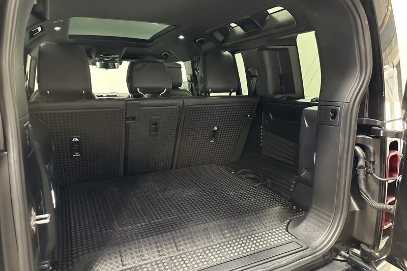 Used Land Rover Defender 2024 for sale - 78131487: Photo 45