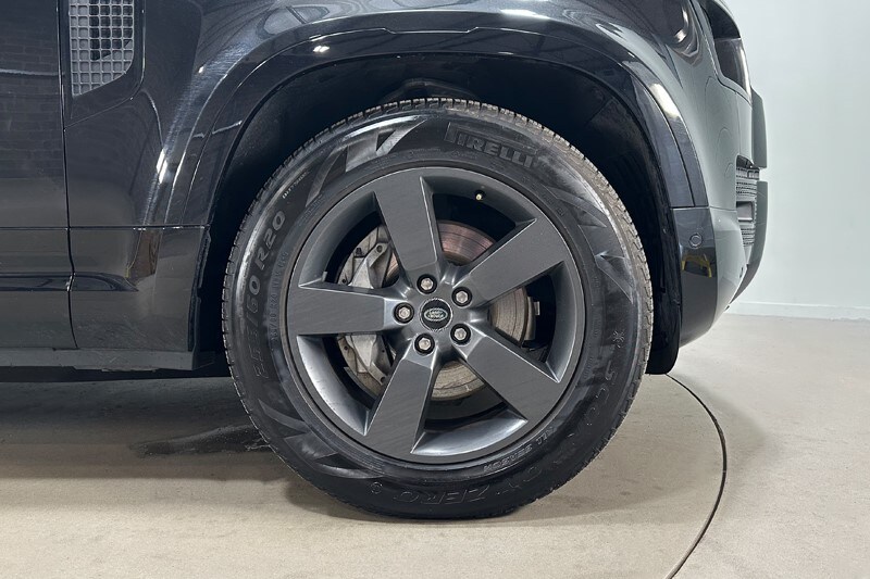 Used Land Rover Defender 2024 for sale - 78131487: Photo 9