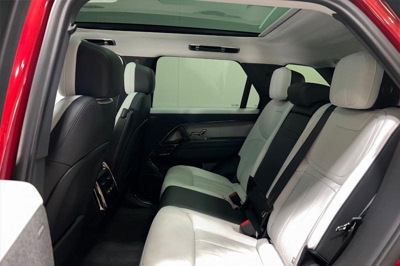 Used Land Rover Range Rover Sport 2023 for sale - 77945576: Photo 4