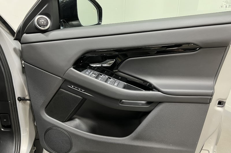 Used Land Rover Range Rover Evoque 2024 for sale - 76981973: Photo 21