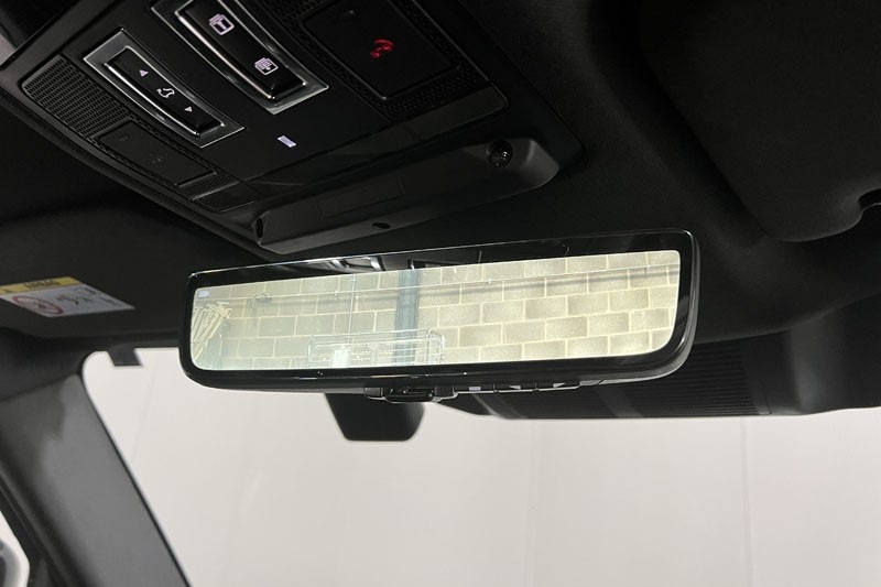 Used Land Rover Defender 2024 for sale - 77965398: Photo 31