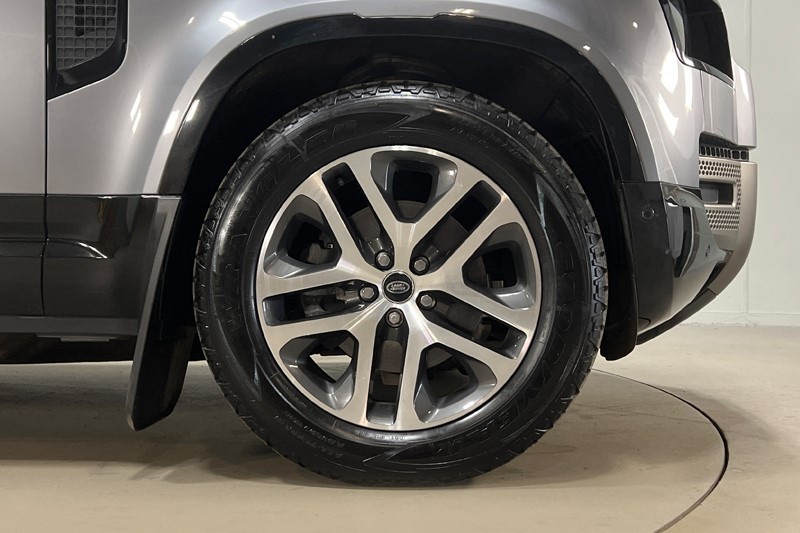 Used Land Rover Defender 2024 for sale - 77965398: Photo 8