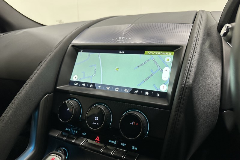 Used Jaguar F-Type 2023 for sale - 77649903: Photo 10