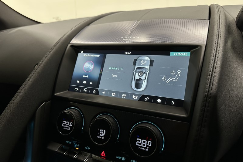 Used Jaguar F-Type 2023 for sale - 77649903: Photo 32