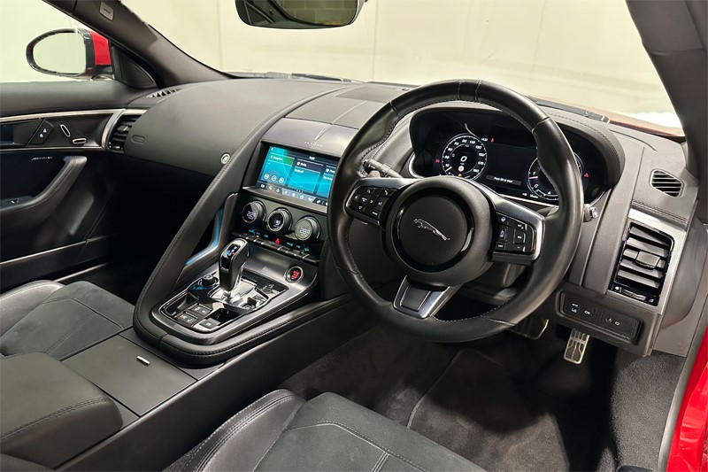 Used Jaguar F-Type 2023 for sale - 77649903: Photo 8