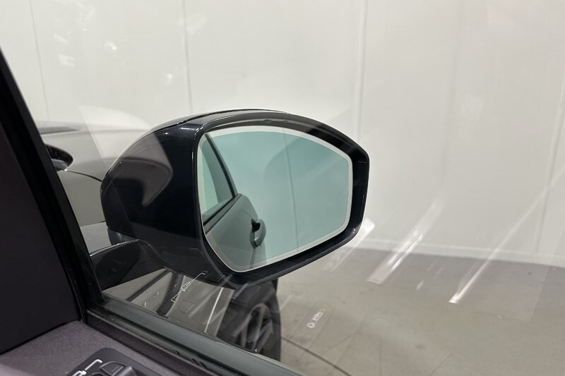 Used Land Rover Discovery Sport 2023 for sale - 77888382: Photo 22