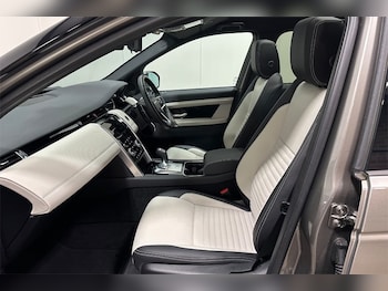 Used Land Rover Discovery Sport 2023 for sale - 77888382: Photo