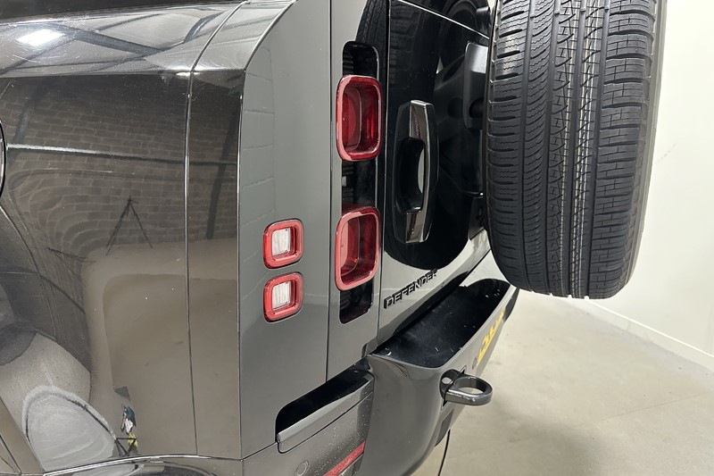 Used Land Rover Defender 2024 for sale - 78190459: Photo 20