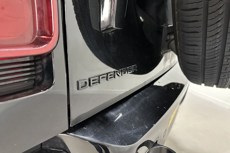 Used Land Rover Defender 2024 for sale - 78190459: Photo 21