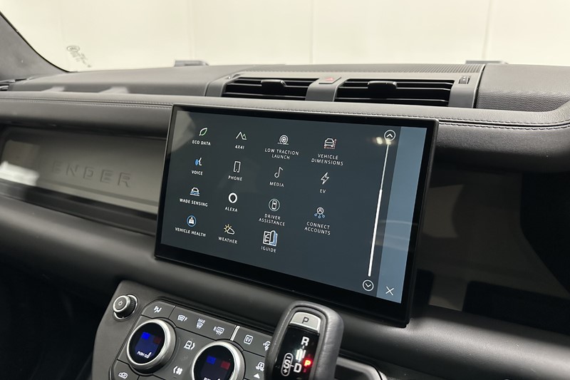 Used Land Rover Defender 2024 for sale - 78190459: Photo 38