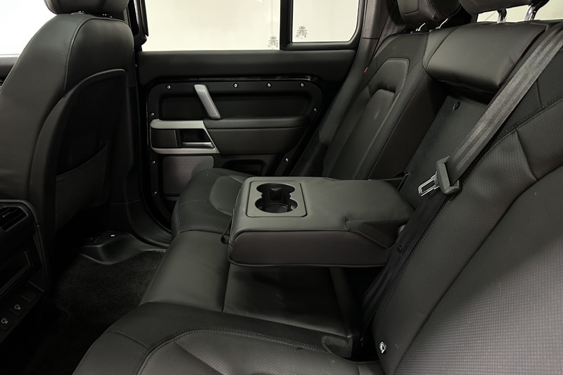 Used Land Rover Defender 2024 for sale - 78190459: Photo 43