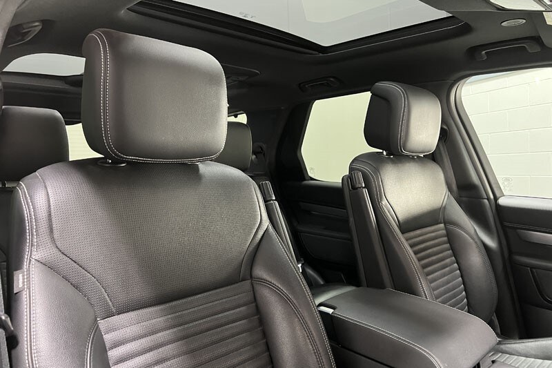 Used Land Rover Discovery 2022 for sale - 77973665: Photo 28