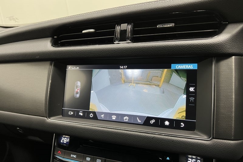 Used Jaguar XF 2019 for sale - 77151621: Photo 12