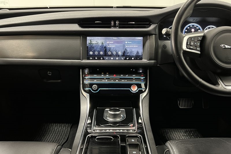 Used Jaguar XF 2019 for sale - 77151621: Photo 14