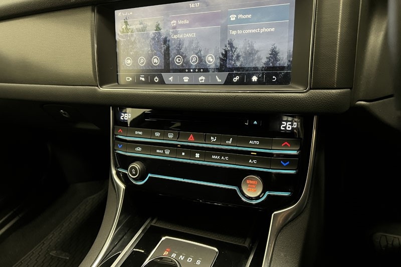 Used Jaguar XF 2019 for sale - 77151621: Photo 30