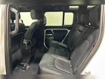 Used Land Rover Defender 2022 for sale - 78081277: Photo