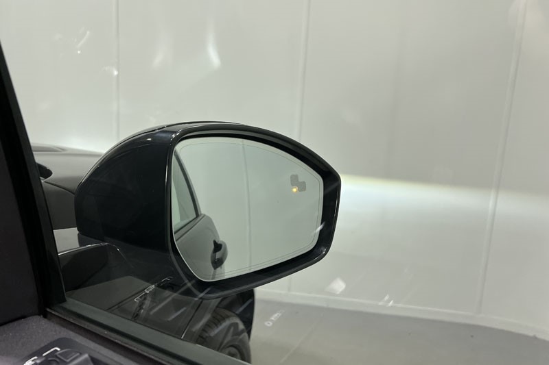 Used Land Rover Discovery Sport 2022 for sale - 76980816: Photo 23