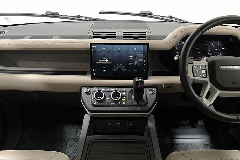 Used Land Rover Defender 2023 for sale - 77973669: Photo 14