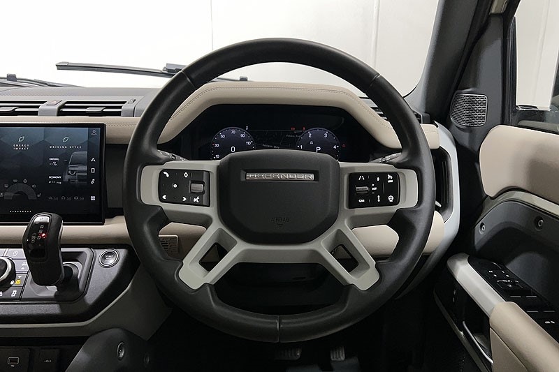 Used Land Rover Defender 2023 for sale - 77973669: Photo 15