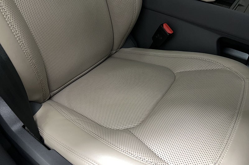 Used Land Rover Defender 2023 for sale - 77973669: Photo 26