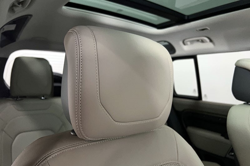 Used Land Rover Defender 2023 for sale - 77973669: Photo 28