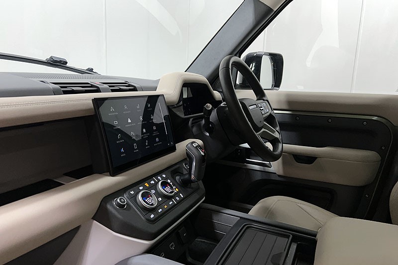 Used Land Rover Defender 2023 for sale - 77973669: Photo 43