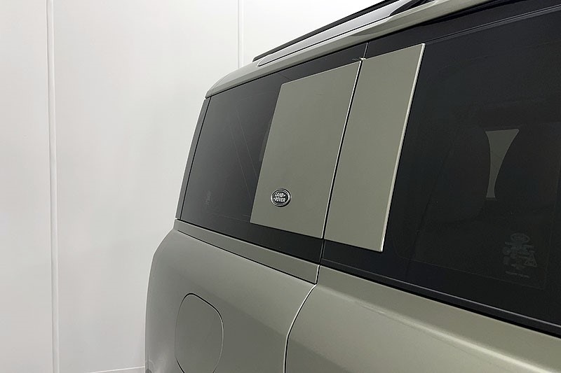 Used Land Rover Defender 2023 for sale - 77973669: Photo 55