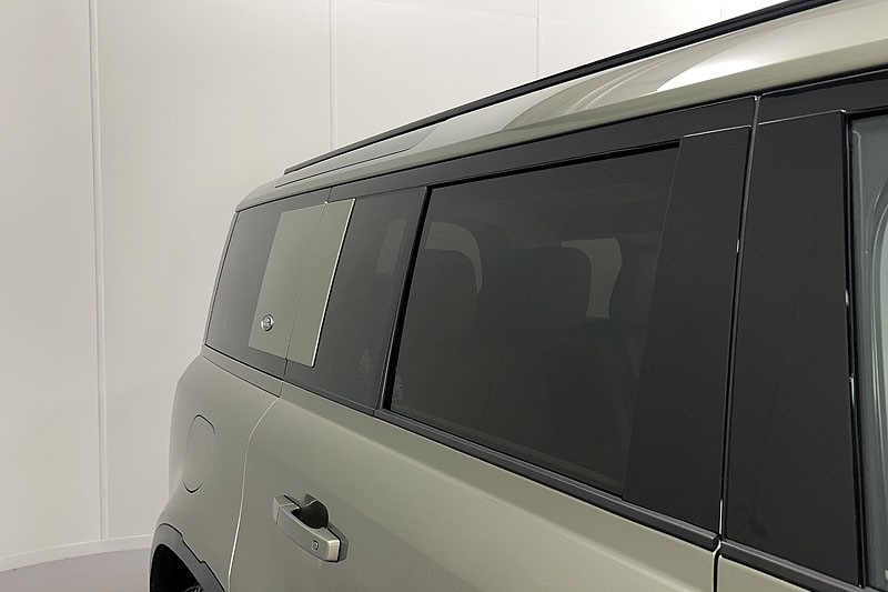 Used Land Rover Defender 2023 for sale - 77973669: Photo 56