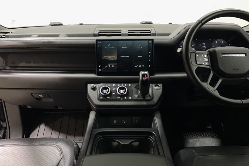 Used Land Rover Defender 2024 for sale - 77665226: Photo 14