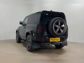Used Land Rover Defender 2024 for sale - 77665226: Photo