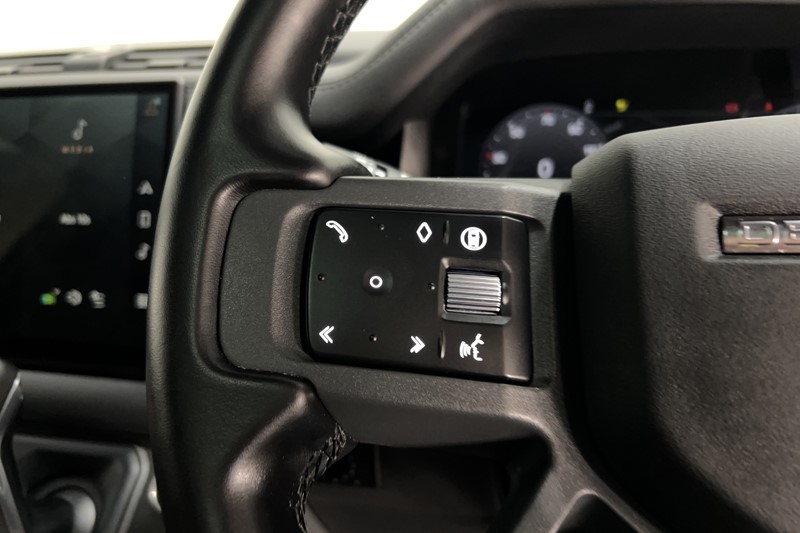 Used Land Rover Defender 2024 for sale - 77665226: Photo 30