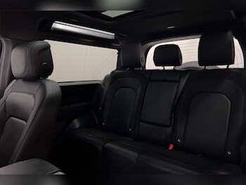 Used Land Rover Defender 2024 for sale - 77665226: Photo