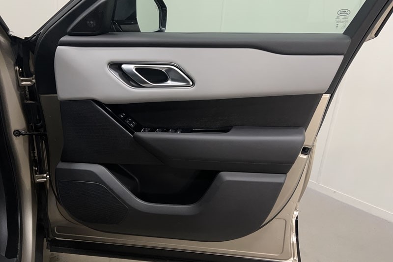 Used Land Rover Range Rover Velar 2025 for sale - 77326445: Photo 21