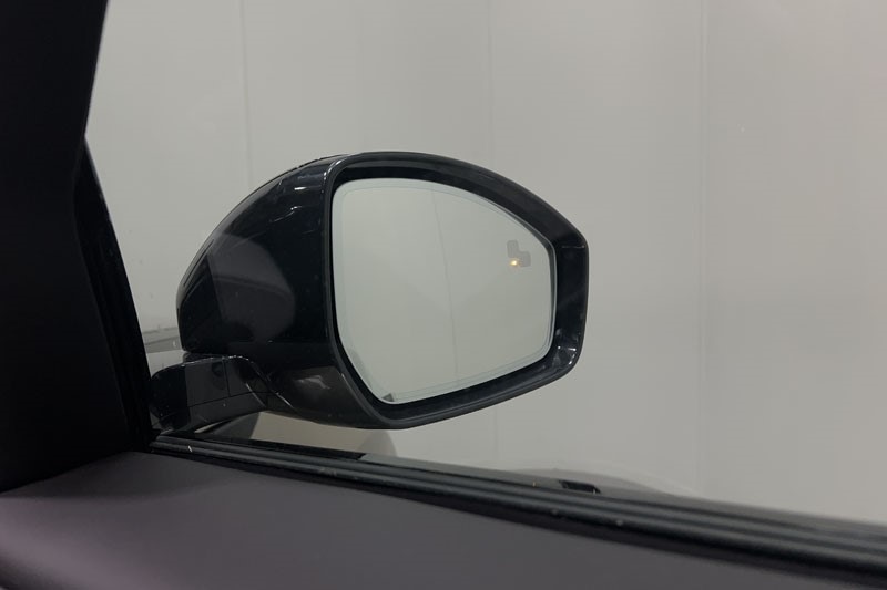 Used Land Rover Range Rover Velar 2025 for sale - 77326445: Photo 24