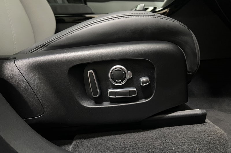 Used Land Rover Range Rover Velar 2025 for sale - 77326445: Photo 25