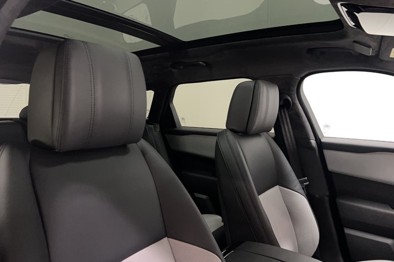 Used Land Rover Range Rover Velar 2025 for sale - 77326445: Photo 27