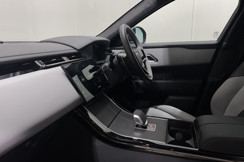 Used Land Rover Range Rover Velar 2025 for sale - 77326445: Photo 39