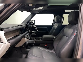 Used Land Rover Defender 2022 for sale - 78817584: Photo