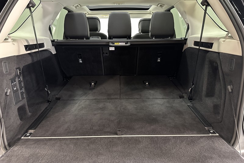 Used Land Rover Discovery 2025 for sale - 77988563: Photo 10