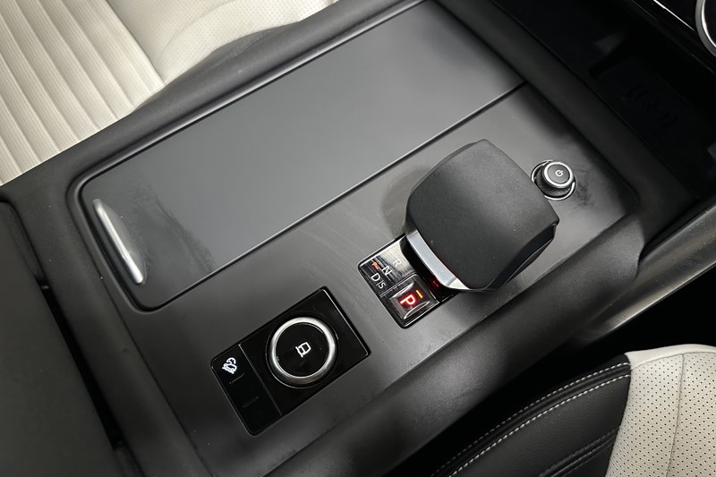 Used Land Rover Discovery 2025 for sale - 77988563: Photo 13