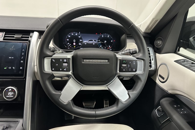 Used Land Rover Discovery 2025 for sale - 77988563: Photo 15
