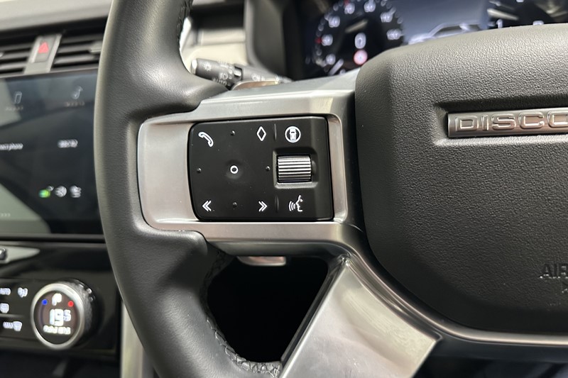 Used Land Rover Discovery 2025 for sale - 77988563: Photo 32